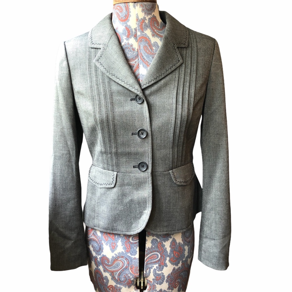 Ann Taylor Loft Gray Blazer 2P